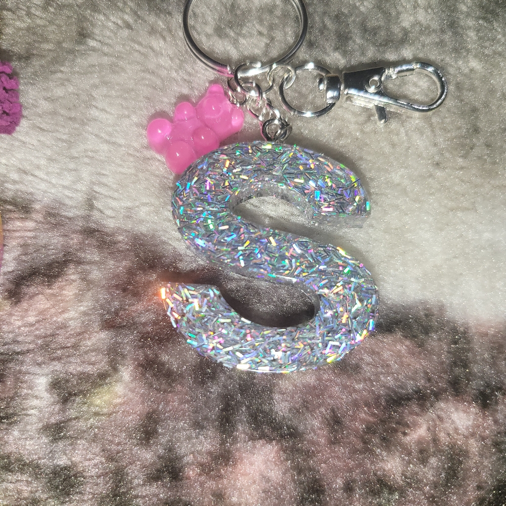 Holographic Sliver S Keychain
